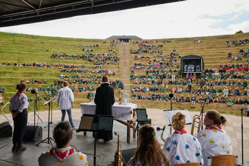 Lejrsalmen – aldrig alene